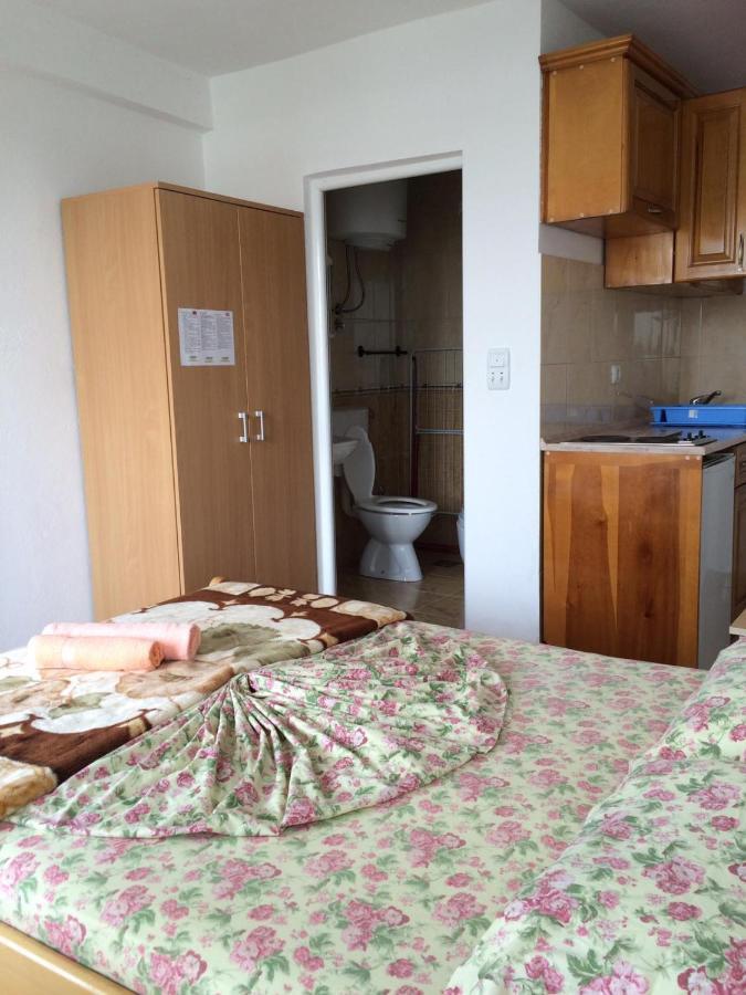 Sand And Sea Apartments Ulcinj Bagian luar foto